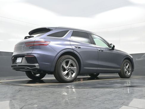 New 2026 Genesis GV70 2.5T Select image 17