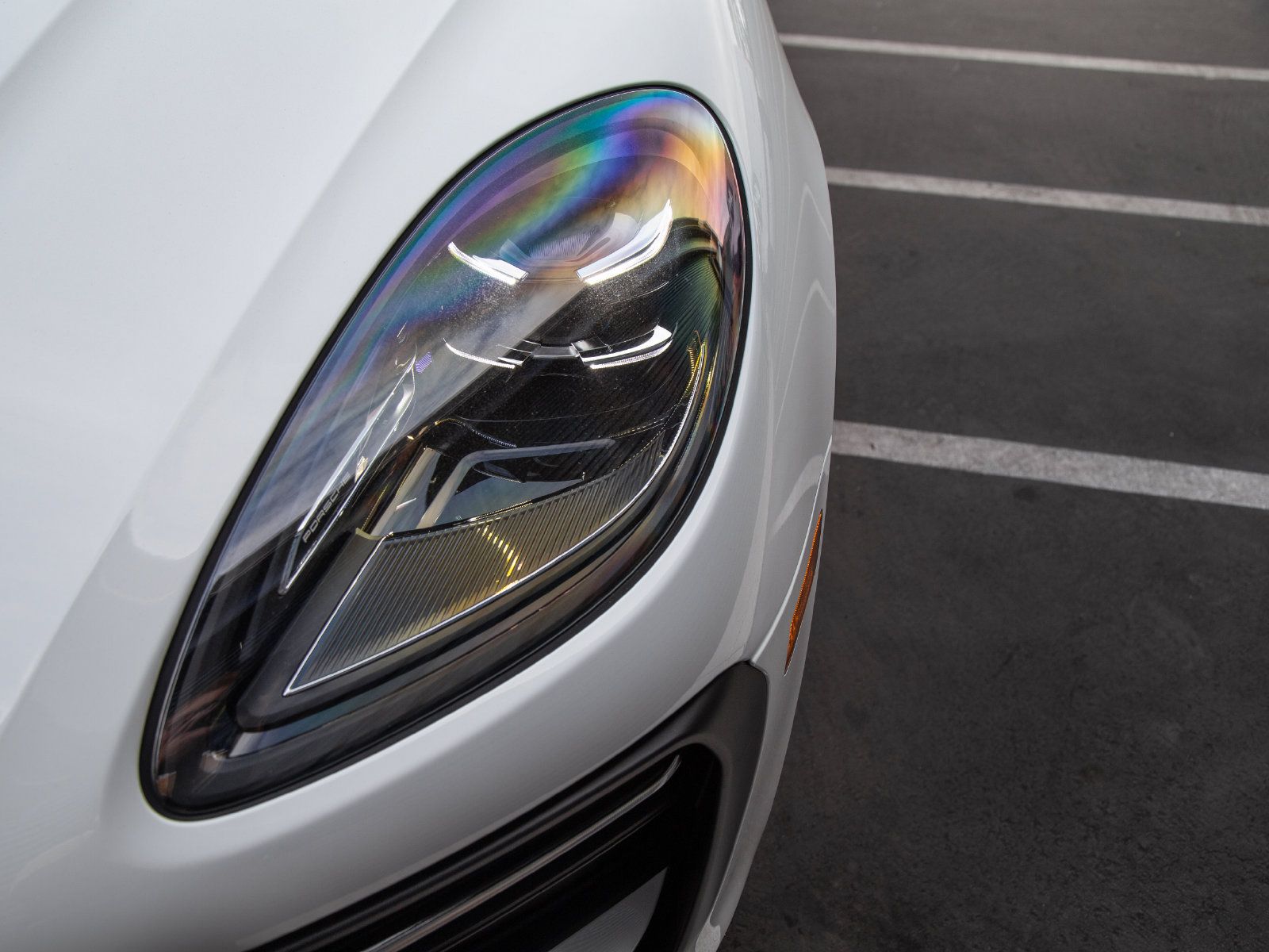 Certified 2026 Porsche Macan AWD/4WD image 13