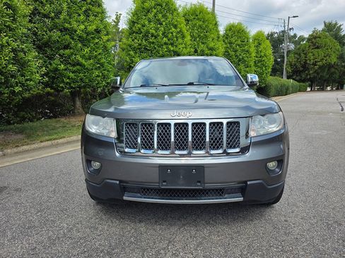 Used 2013 Jeep Grand Cherokee Overland AWD/4WD image 8