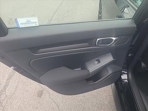 Used 2025 Honda Civic Sport image 16