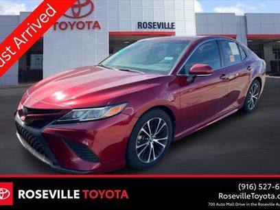 Certified 2018 Toyota Camry SE w/ Moonroof Package