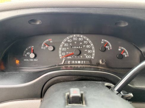 Used 1999 Ford E-350 and Econoline 350 Super Duty image 15