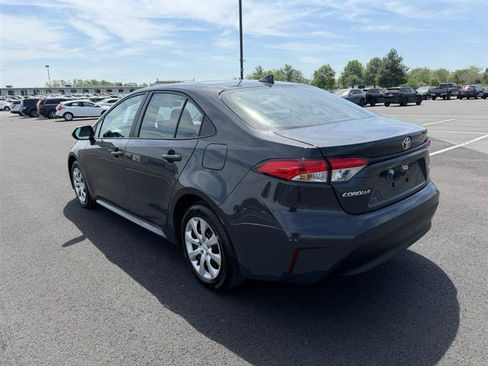 Used 2026 Toyota Corolla LE FWD image 9