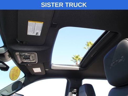 Used 2025 GMC Sierra 2500 AT4 w/ AT4 Premium Plus Package image 22