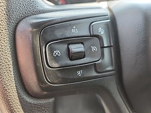Certified 2022 Chevrolet Silverado 1500 Custom AWD/4WD image 10
