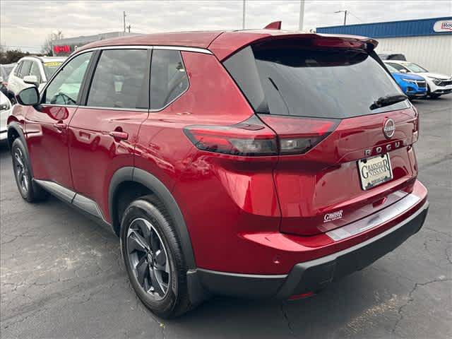Used 2026 Nissan Rogue SV FWD image 5