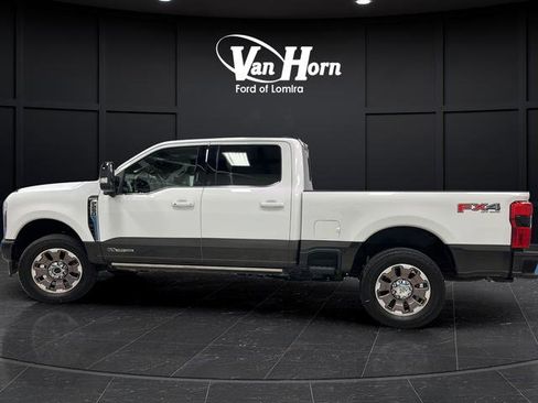 Used 2024 Ford F250 King Ranch w/ FX4 Off-Road Package AWD/4WD image 4