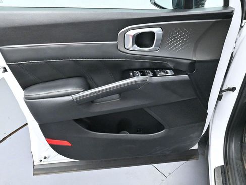 Used 2021 Kia Sorento SX FWD image 11