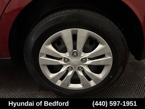 Used 2023 Kia Soul LX FWD image 25