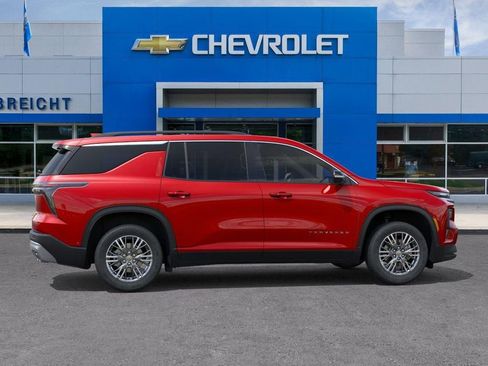 New 2026 Chevrolet Traverse LT w/ Driver Confidence Package FWD image 5