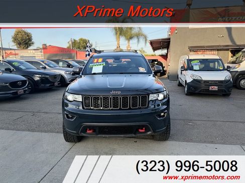 Used 2018 Jeep Grand Cherokee Trailhawk AWD/4WD image 2