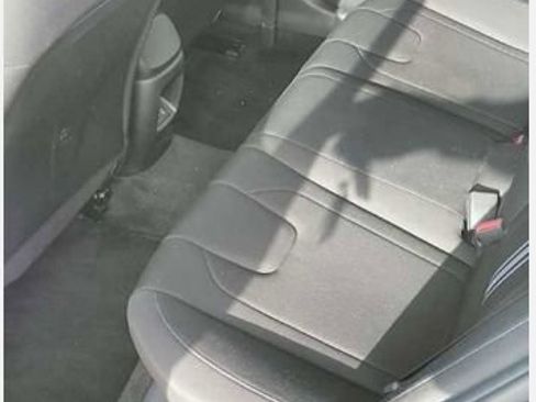 Used 2024 Hyundai Elantra SEL FWD image 6