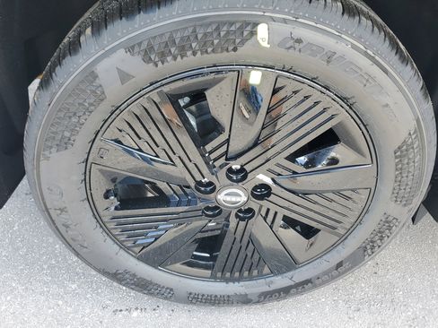 New 2026 Nissan Murano SV image 8