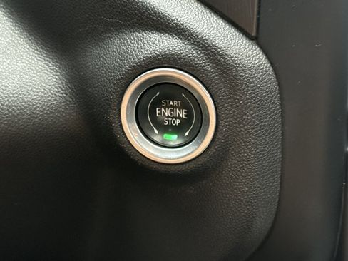 Used 2022 GMC Sierra 1500 AT4 w/ AT4 Premium Package AWD/4WD image 27