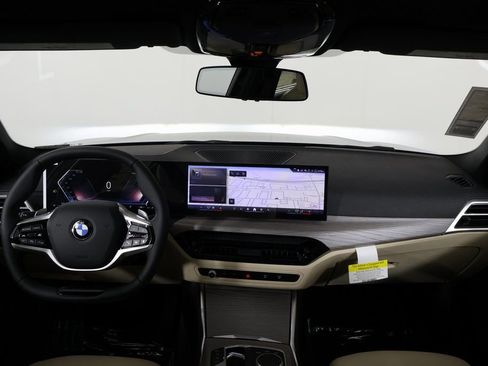 New 2026 BMW 330i Sedan w/ Convenience Package image 4