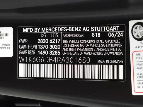 Used 2024 Mercedes-Benz S 500 4MATIC w/ AMG Line image 39