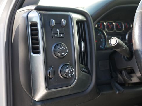 Used 2018 Chevrolet Silverado 1500 LT w/ All Star Edition image 16