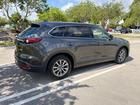 Used 2018 MAZDA CX-9 Touring FWD image 8