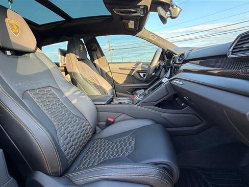 Used 2021 Lamborghini Urus AWD/4WD image 54