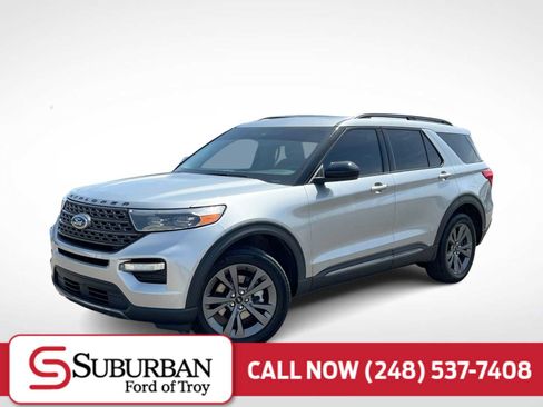 Used 2023 Ford Explorer XLT w/ Equipment Group 202A AWD/4WD image 1