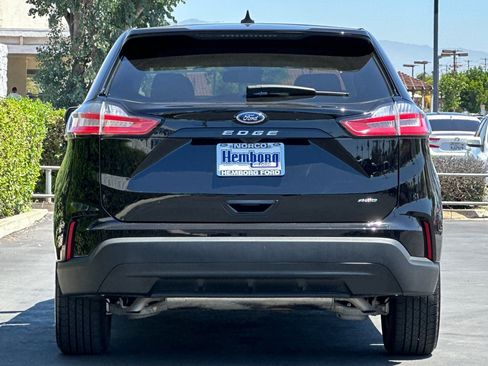 Used 2024 Ford Edge SE image 5