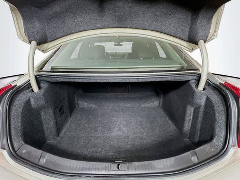 Used 2016 Cadillac XTS Luxury image 20