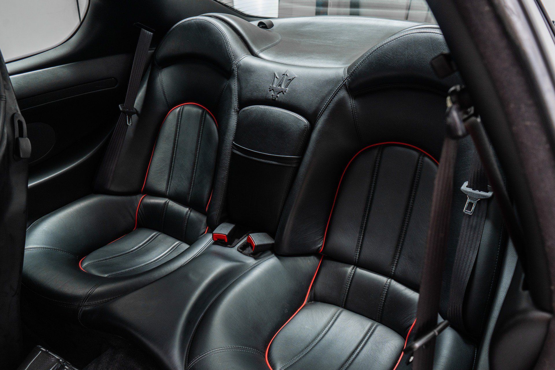 Used 2006 Maserati GranSport Coupe RWD image 16