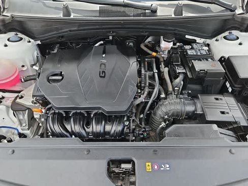 Used 2023 Kia Sportage EX FWD image 12