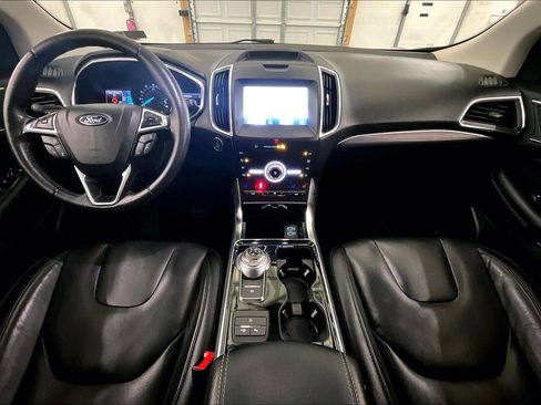 Used 2020 Ford Edge Titanium w/ Equipment Group 301A image 15