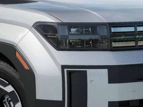 New 2026 Hyundai Santa Fe SE FWD image 9