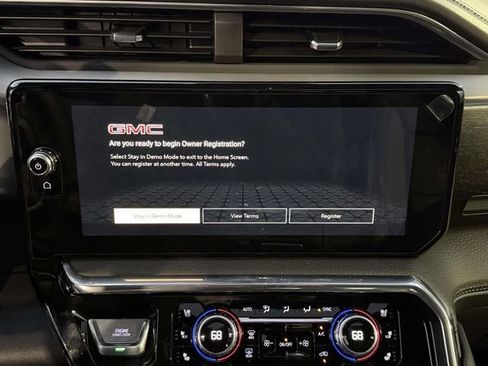 New 2026 GMC Sierra 2500 Denali w/ Denali Reserve Package AWD/4WD image 15