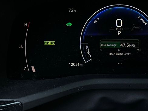 Used 2025 Toyota Camry SE w/ Convenience Package image 38