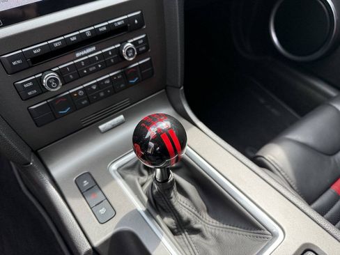 Used 2013 Ford Mustang Shelby GT500 RWD image 21
