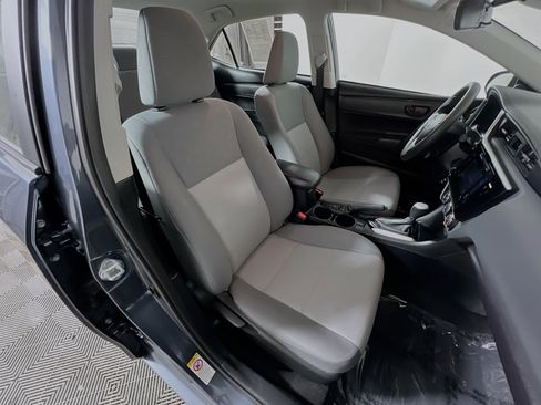 Used 2017 Toyota Corolla L w/ Carpet Mat Package (TMS) image 27