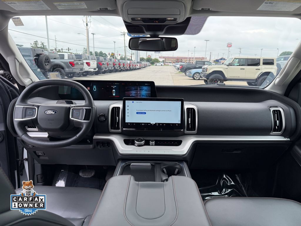 Certified 2025 Ford Expedition Active AWD/4WD image 28