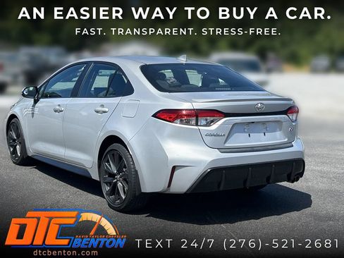 Used 2024 Toyota Corolla SE FWD image 5