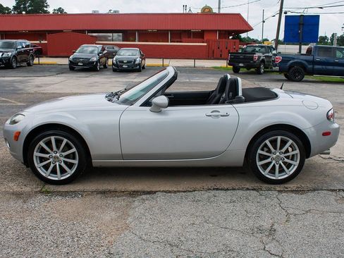 Used 2008 MAZDA MX-5 Miata Touring RWD image 3
