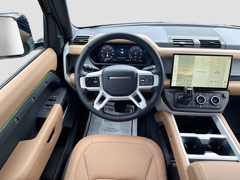 New 2026 Land Rover Defender 110 X-Dynamic SE AWD/4WD image 17
