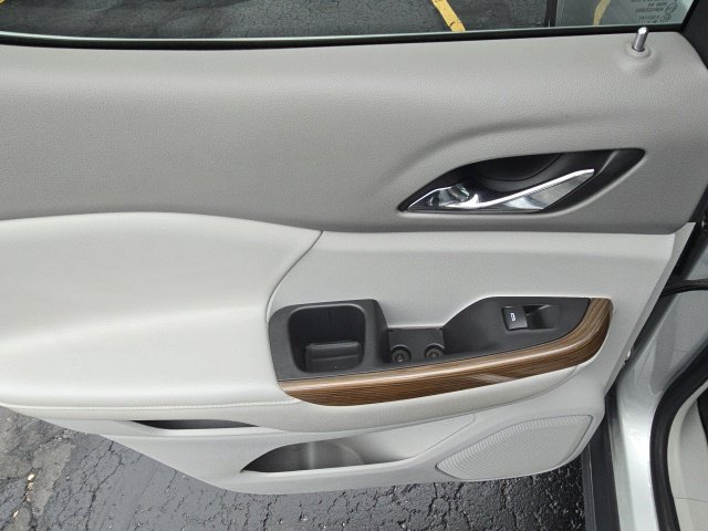 Used 2019 GMC Acadia SLE AWD/4WD image 19