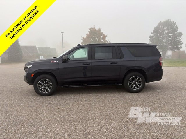 Used 2024 Chevrolet Suburban Z71 w/ Luxury Package AWD/4WD image 3