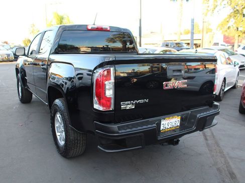 Used 2019 GMC Canyon 2WD Crew Cab image 5