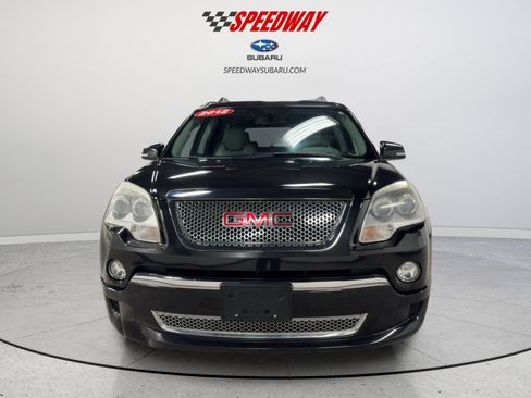 Used 2012 GMC Acadia Denali image 2