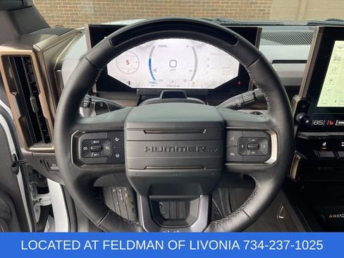 Used 2024 GMC Hummer EV 2X w/ Extreme Off-Road Package image 11