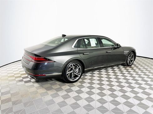 Used 2023 Genesis G90 3.5T image 7