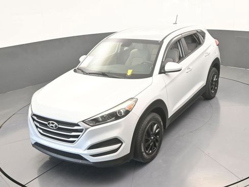 Used 2017 Hyundai Tucson SE image 43
