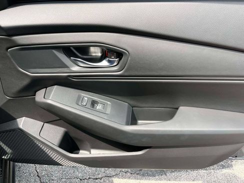 Used 2024 Honda Accord EX image 19
