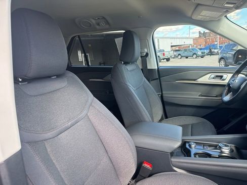 New 2026 Ford Explorer Active AWD/4WD image 18