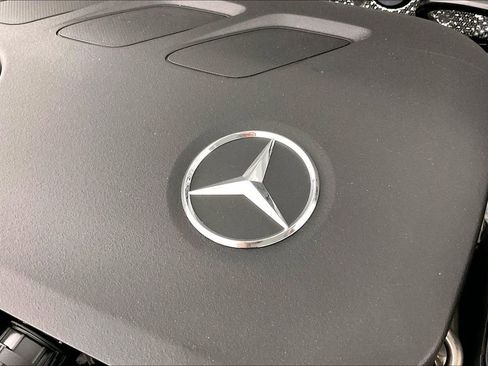New 2026 Mercedes-Benz GLB 250 4MATIC image 17
