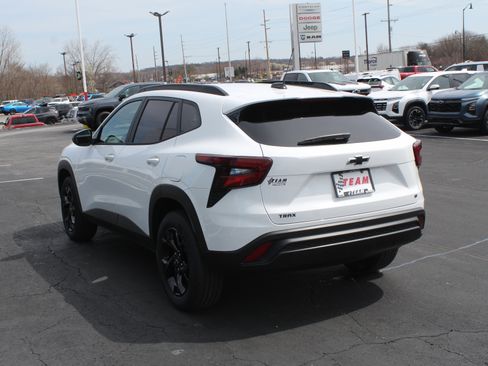 New 2026 Chevrolet Trax LT image 5