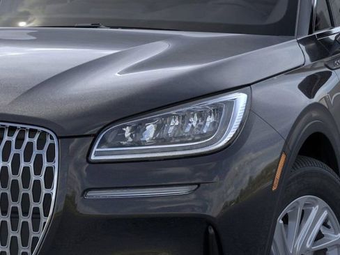 New 2026 Lincoln Corsair Premiere image 18